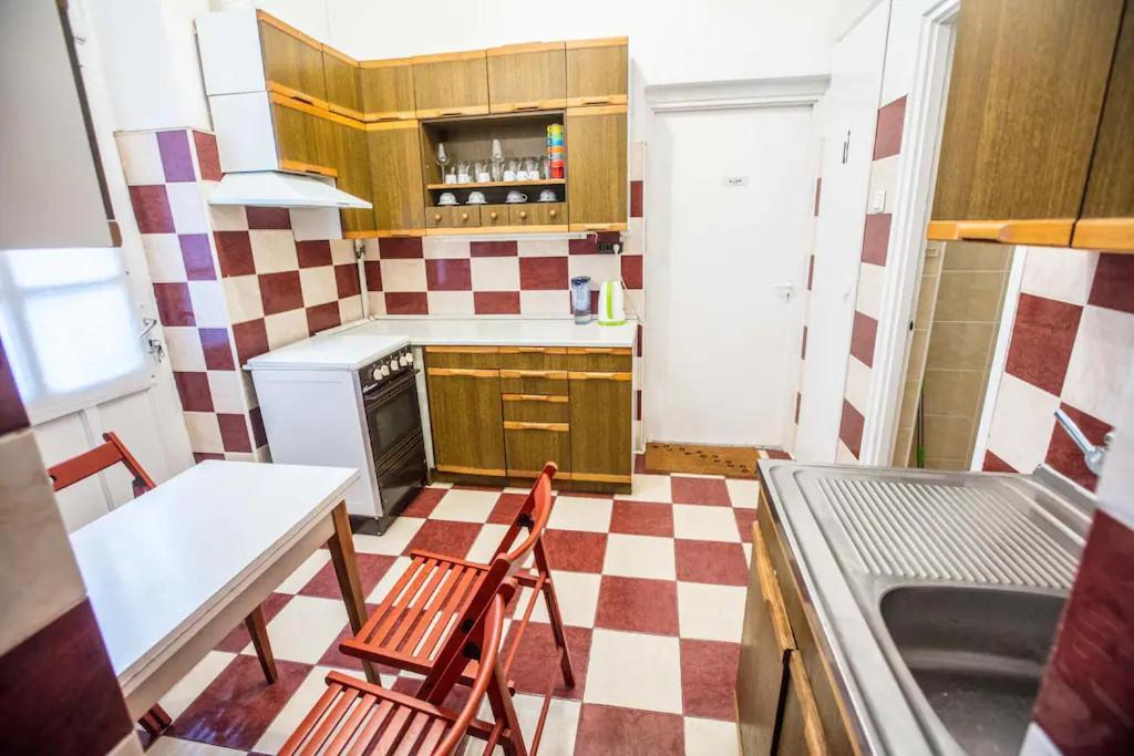 Center Apartment 5 Private Room For 19 People Budapest Kültér fotó