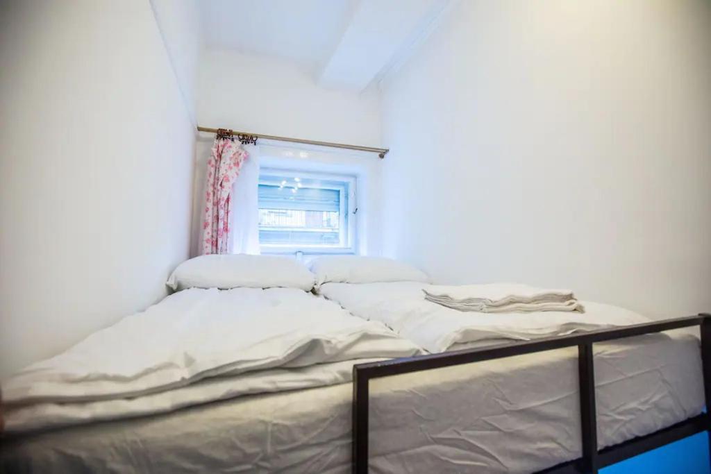 Center Apartment 5 Private Room For 19 People Budapest Kültér fotó